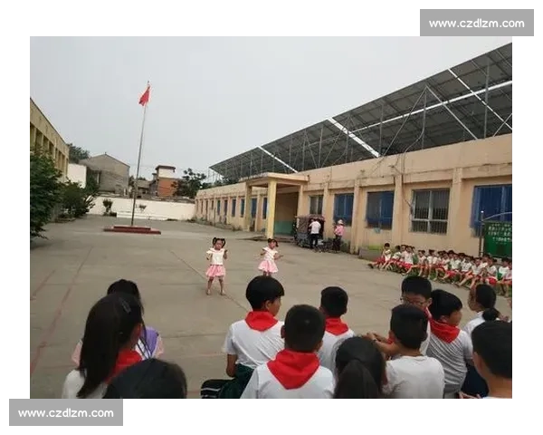 《快乐成长之路：幼儿园比赛中的友情与挑战》